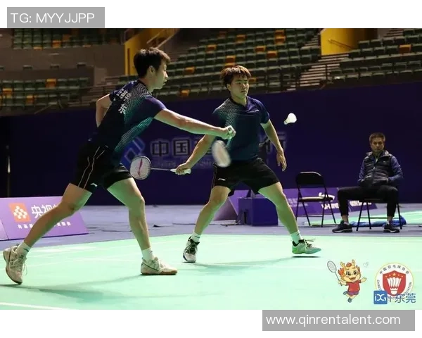 南京羽毛球队实力强劲登顶最新羽毛球TOP10榜单引发关注